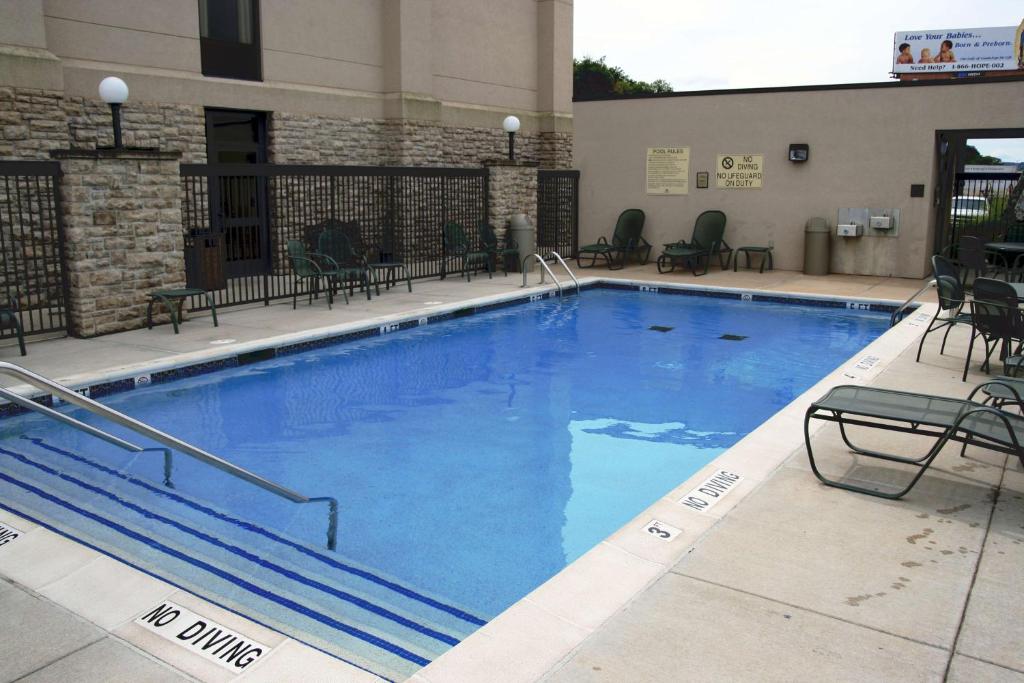 Hampton Inn St. Louis Southwest photo 4