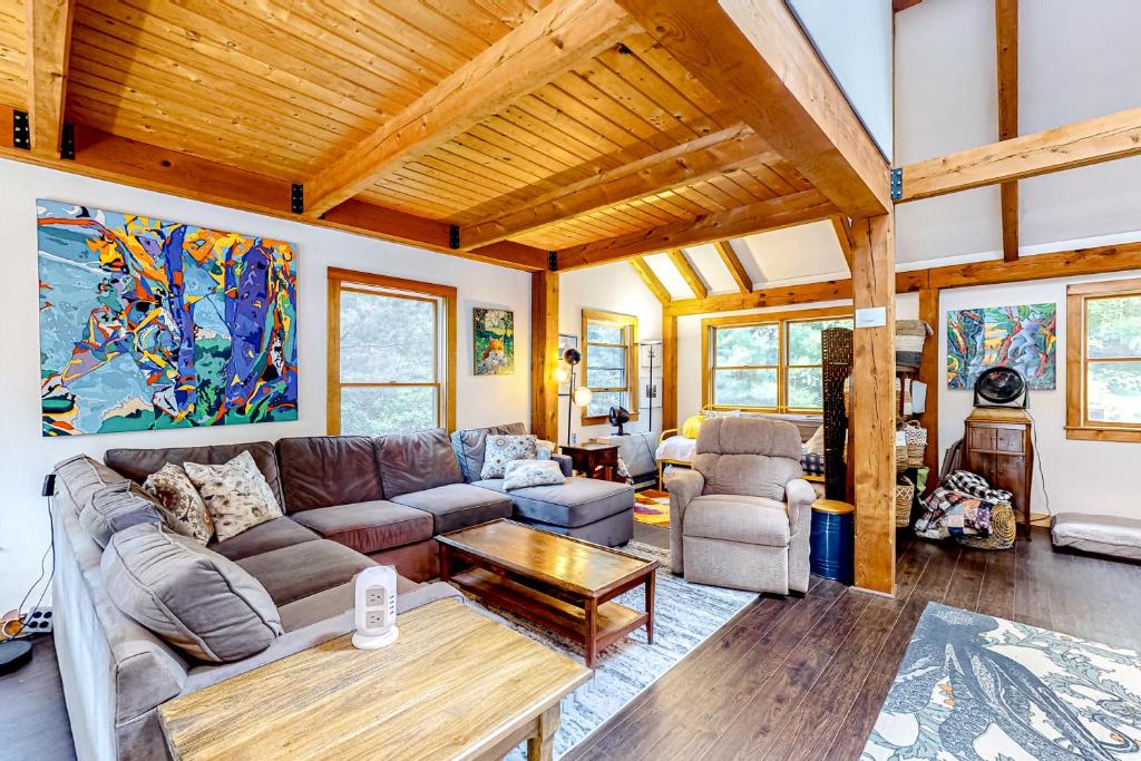 Cabin in the Woods photo 4