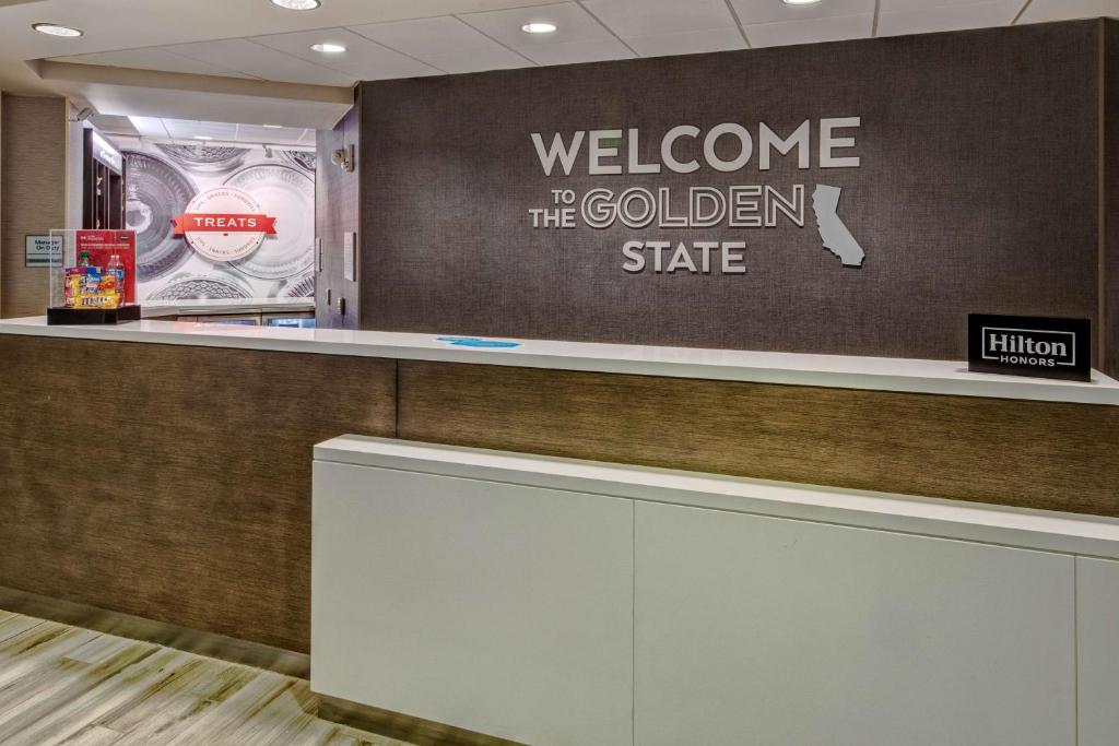 Hampton Inn & Suites San Jose Airport photo 3