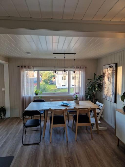 Spacious lovely house in the middle of Lofoten photo 2
