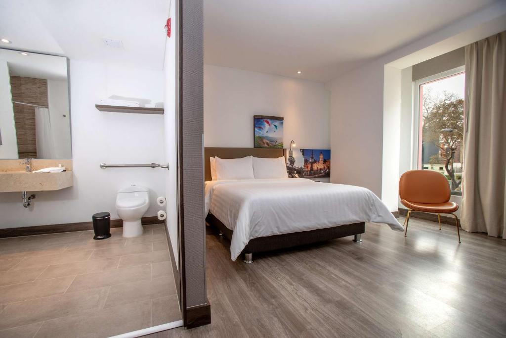 Hampton By Hilton Lima San Isidro photo 2