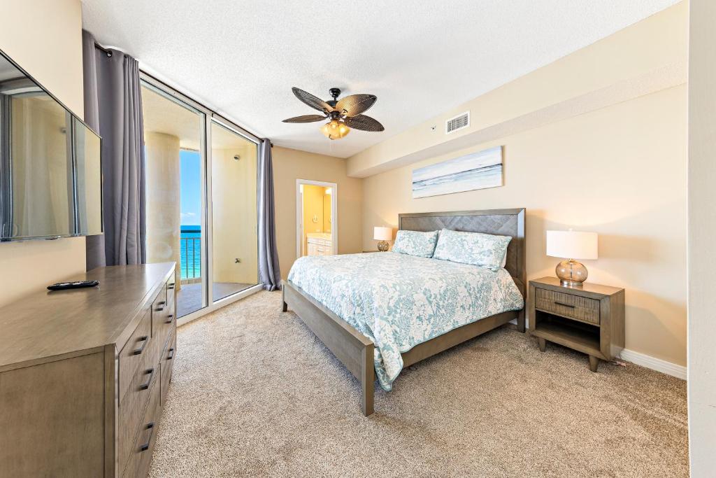 Beach Colony E10B photo 2