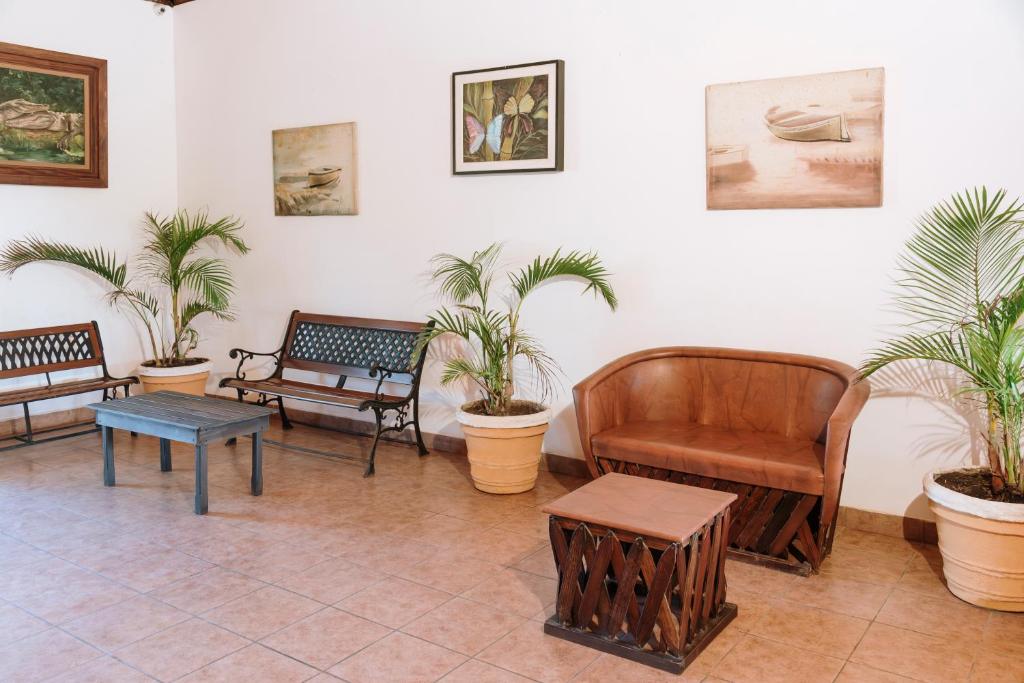 Hotel Cayman Suites photo 3