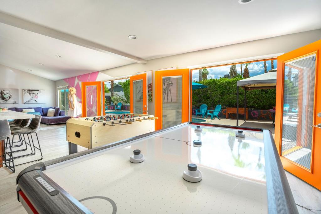 Casa Marylin! Fun, Foosball, Pool+Spa photo 2