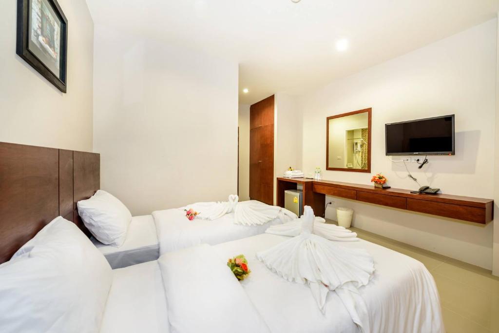 The Topaz Residence Phuket Town photo 1