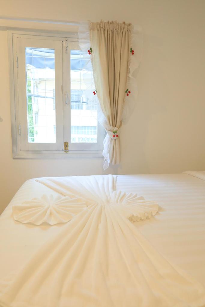 LA VIE EN ROSE CONDOTEL