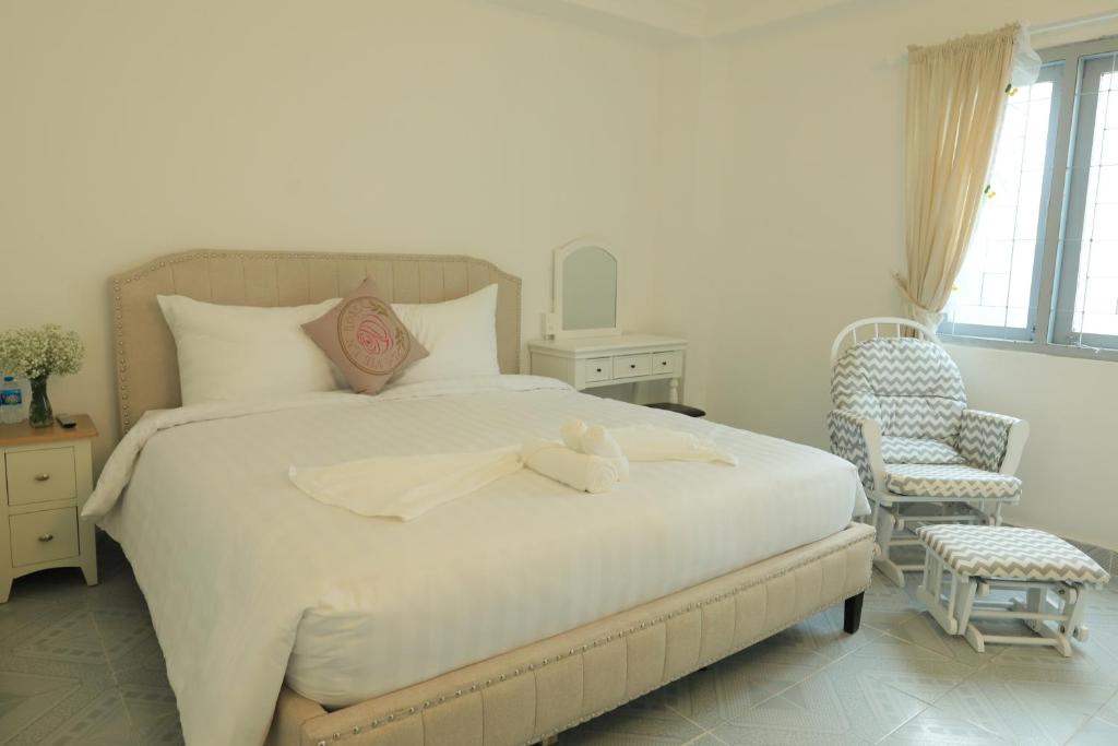 LA VIE EN ROSE CONDOTEL