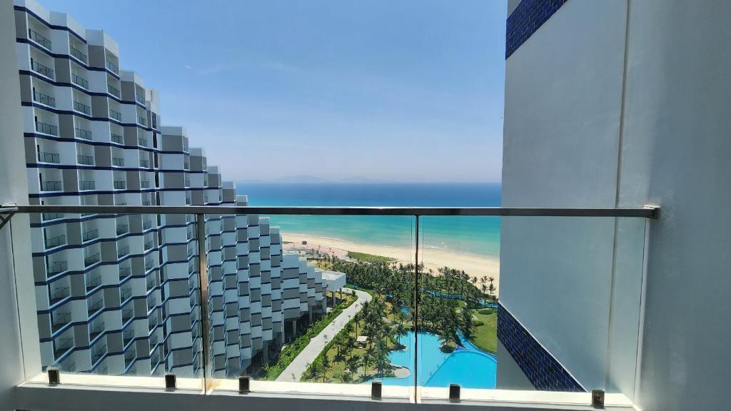 Arena Cam Ranh Beach House-View Phố