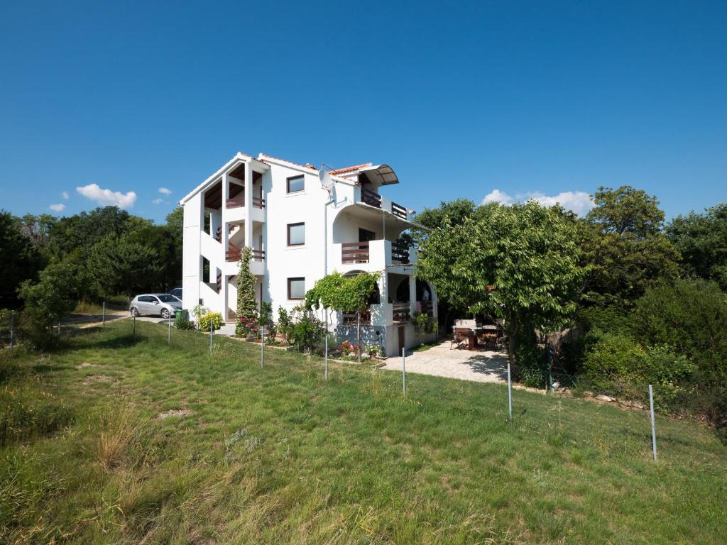 Apartments Ana photo 1