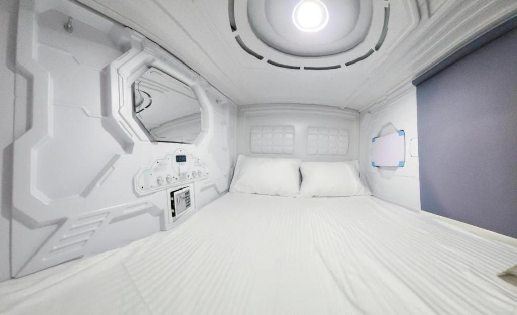 Hostel Aria Capsule photo 1