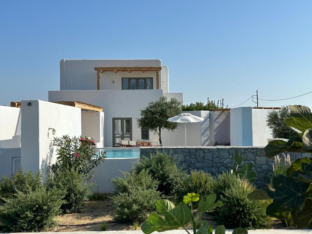 Alio Naxos Luxury Suites photo 4