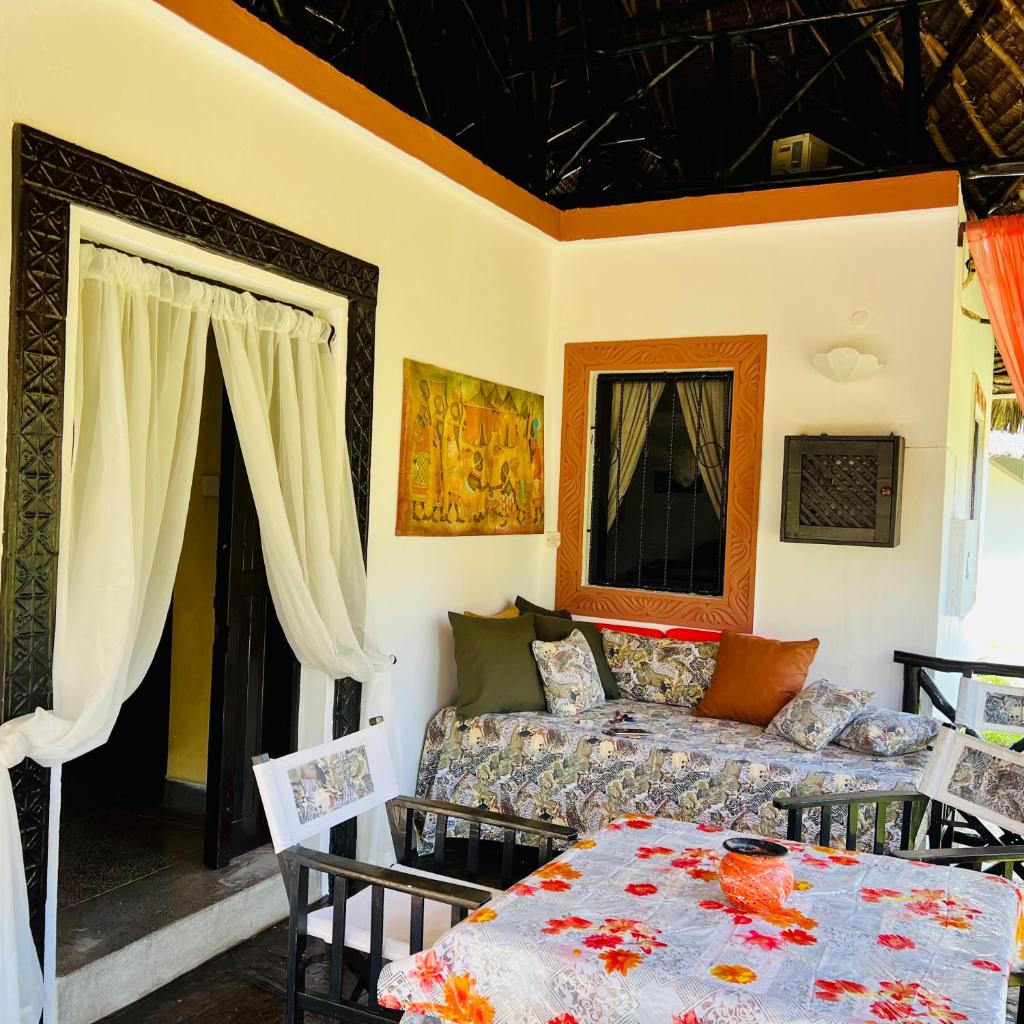 Private cottages @ Karibuni Villas photo 4