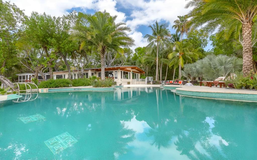 Largo Resort photo 3