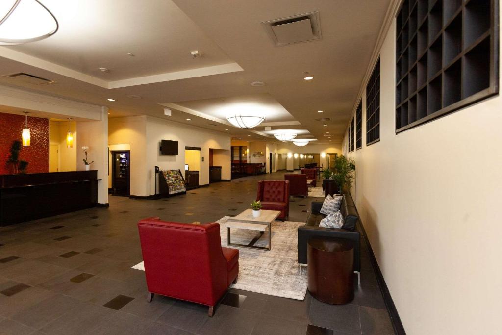 Clarion Hotel New Orleans - Airport & Conference Center image