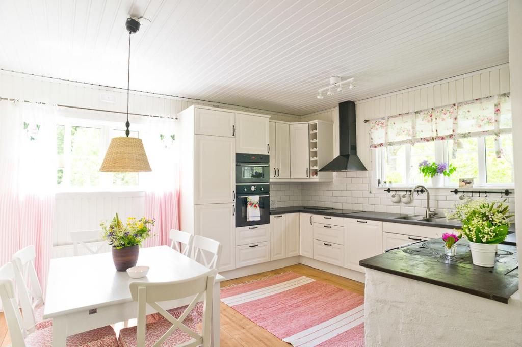 Nommen Fishing Cottages photo 3