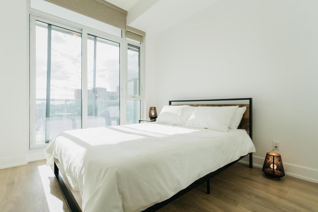 Cozy & Contemporary Suite - Easy Access to Everything, Niagara Falls