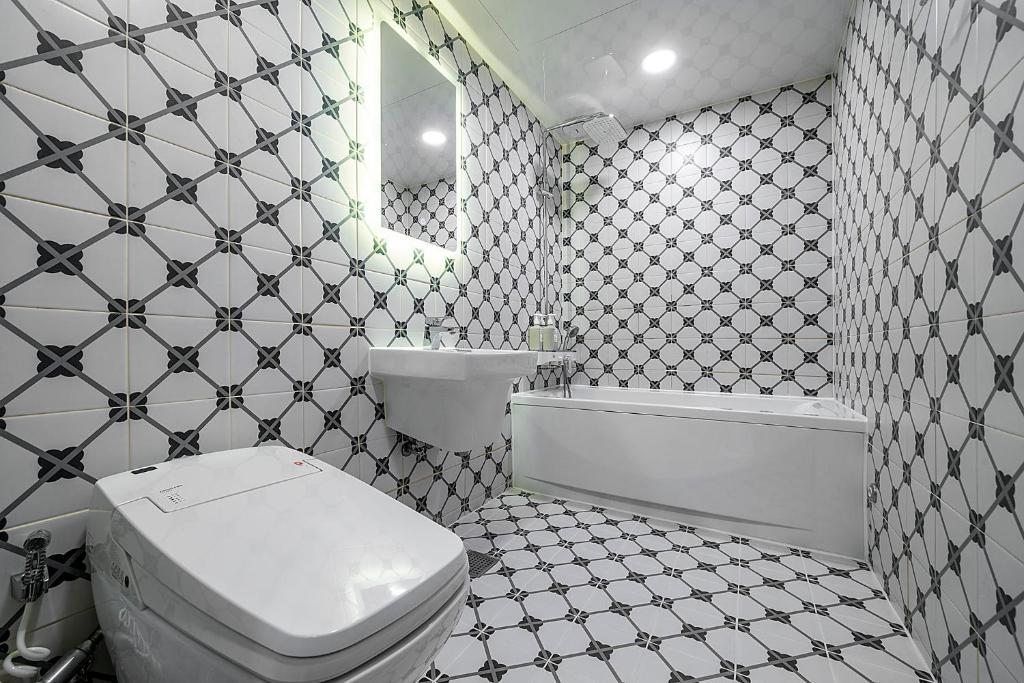 Brown Dot Hotel Osan photo 2
