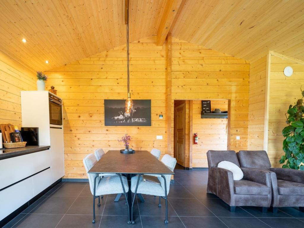 Cozy holiday home in Limburg with a beautiful view photo 3