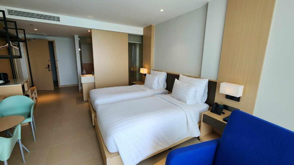 Arena Cam Ranh SeaView KH