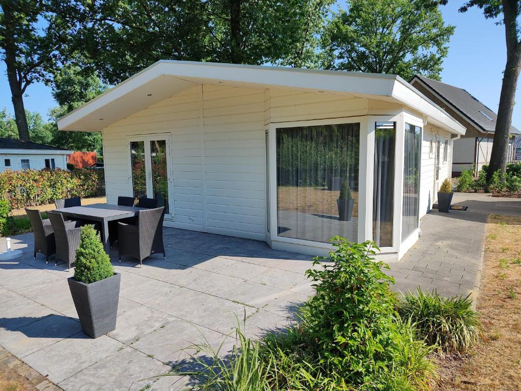 Limburg-Chalet photo 3