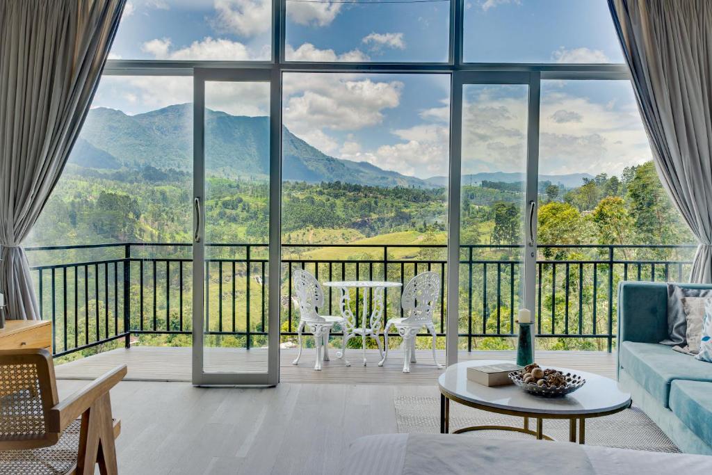 Waterfall Villa by Opulence photo 1