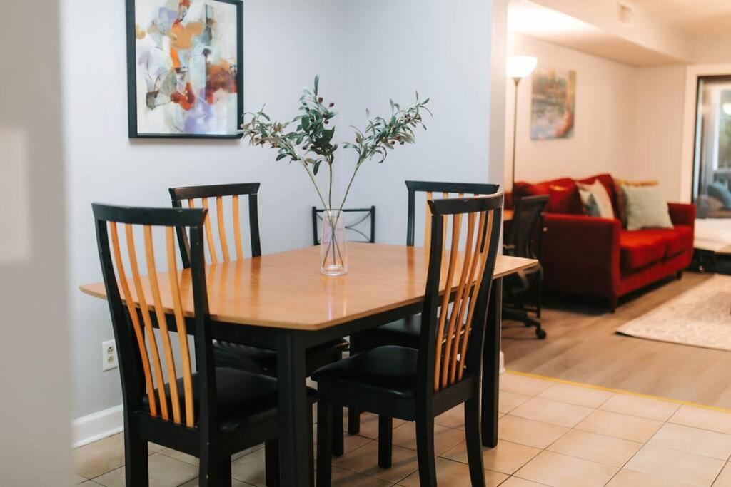 Cozy 3-Bed Athens Getaway, Walking Distance to UGA photo 1