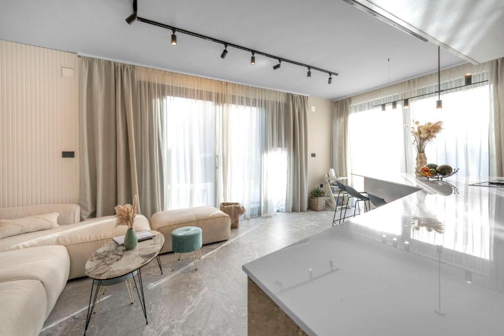 Villa 8 Eight with 2 pools - Srima Vodice photo 2