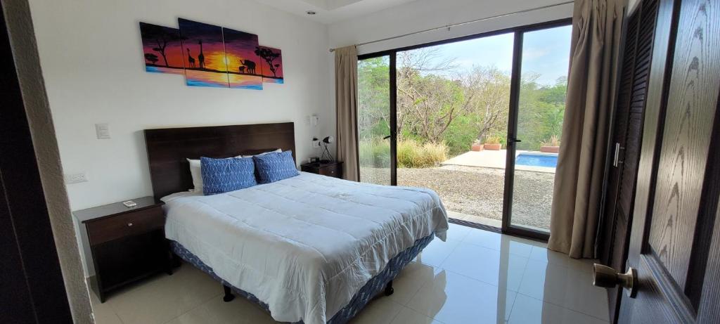 Sky House photo 2