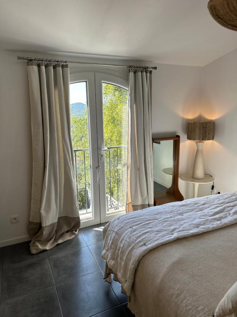 mazet proche de st Tropez photo 2