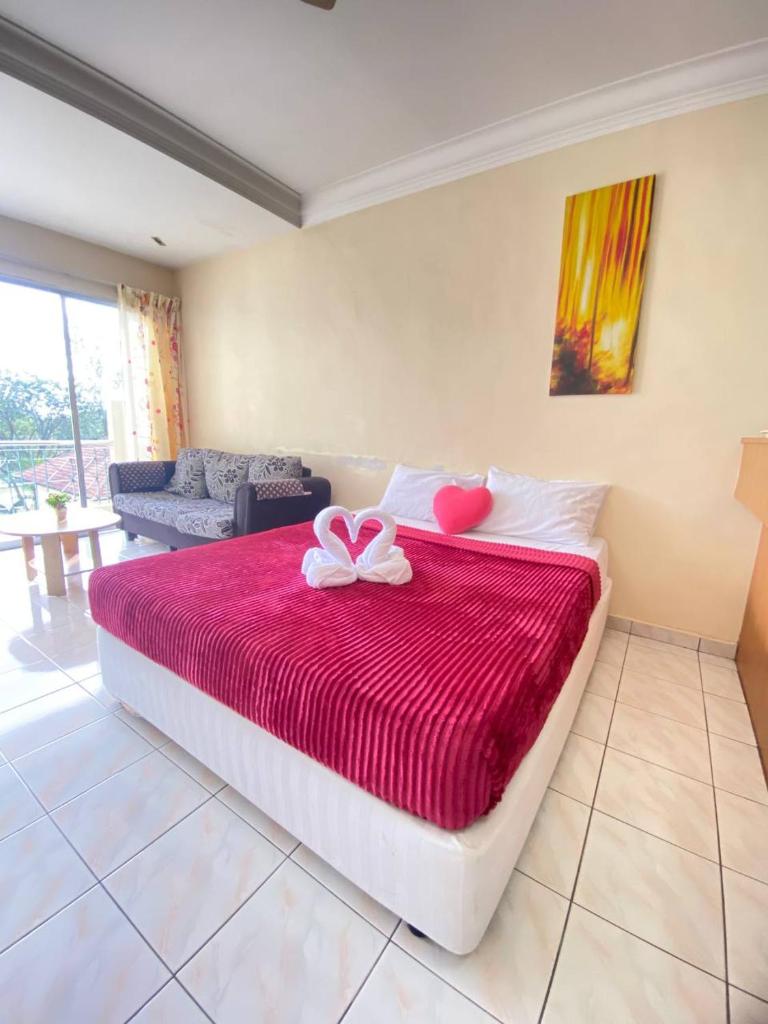 Teluk Batik Holiday Apartment photo 1