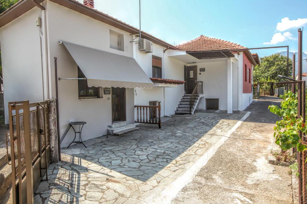 SOCRATES Ethnic and traditional Home photo 4