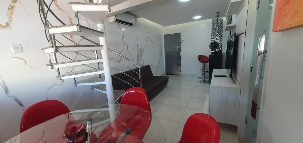 APARTAMENTO ACONCHEGANTE NO CENTRO de Petrolina todo CLIMATIZADO com 4 quartos área gourmet e Wi-fi 300MB photo 1