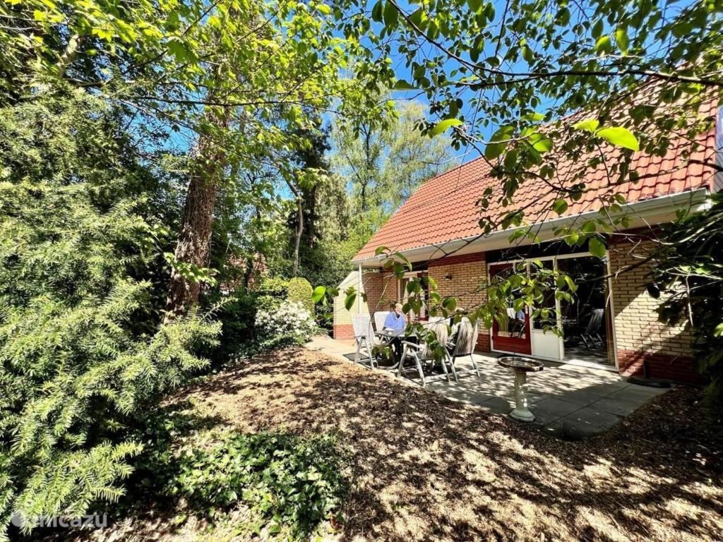 Quietly located holiday home against the Lemelerberg photo 1
