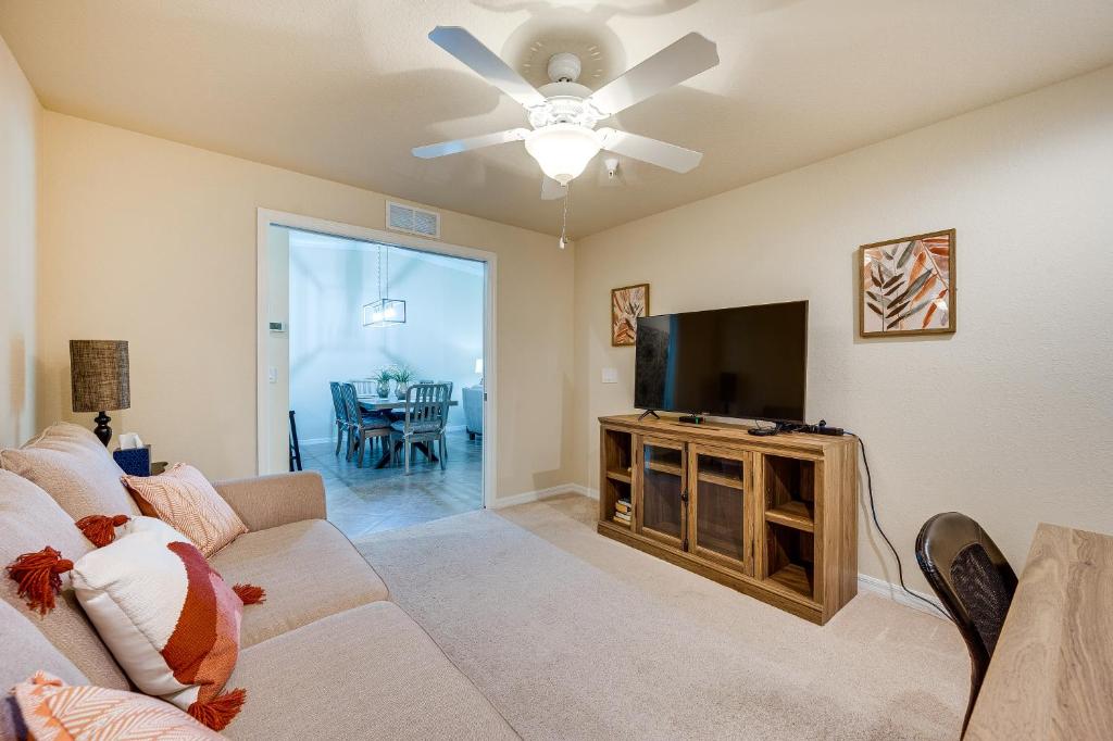 Bonita Springs Condo Rental with 2 Screened Porches photo 4