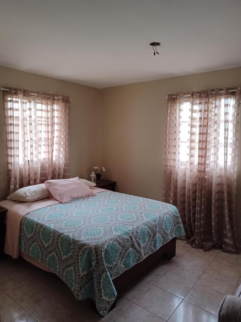 Alexandra Guridy Room For Rent photo 4