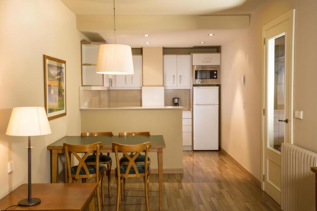 {
  "en-gb": "Apartaments Shusski by Nexta"
} photo 4
