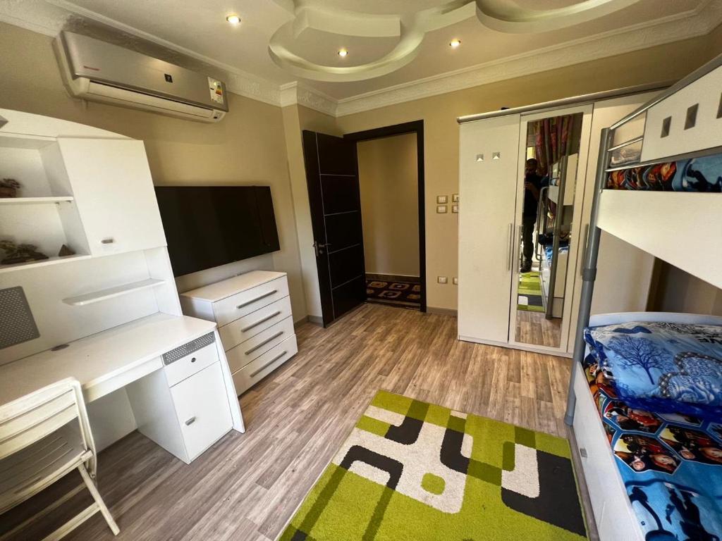 شقة كاملة غرفتين في مدينتى Madinaty inn B7 photo 3