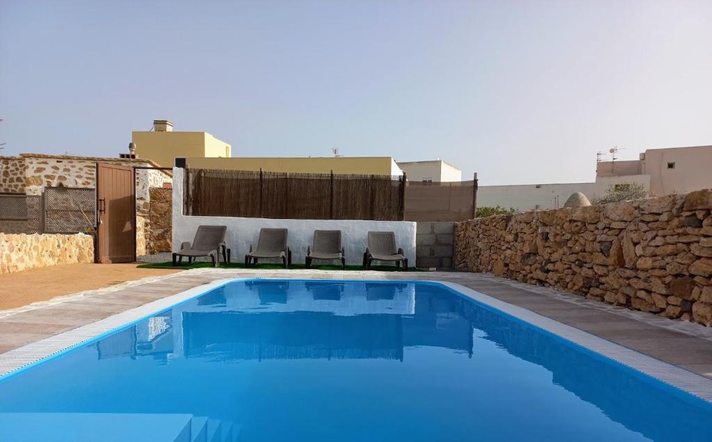 Casa antigua en el centro de Fuerteventura photo 2