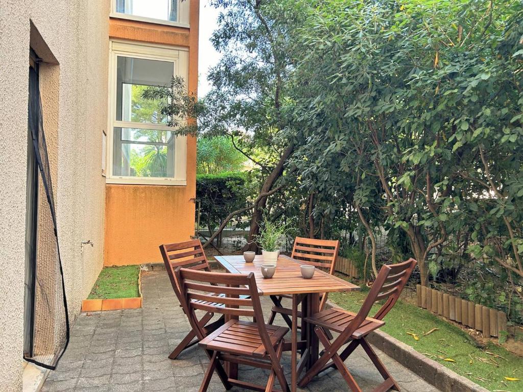 Appartement Bormes-les-Mimosas, 2 pièces, 4 personnes - FR-1-251-436