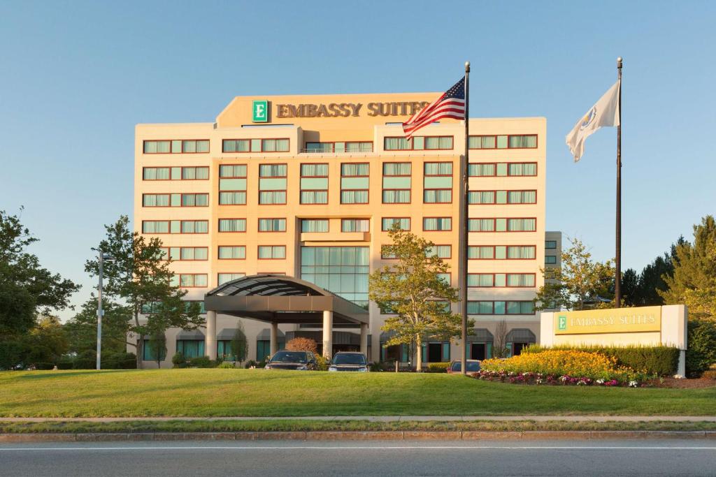 Embassy Suites by Hilton Boston Waltham photo 2
