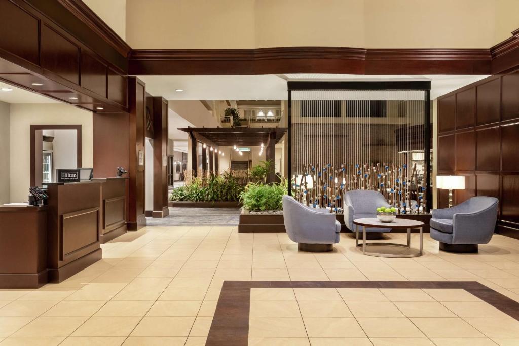 Embassy Suites by Hilton Boston Waltham photo 4