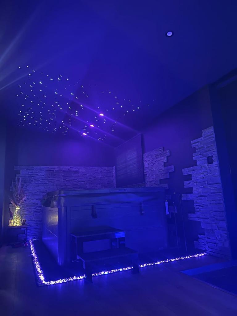 Homesuiteandspa photo 1