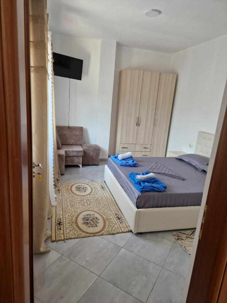 Bar-Restaurant-Hotel-Familja photo 3