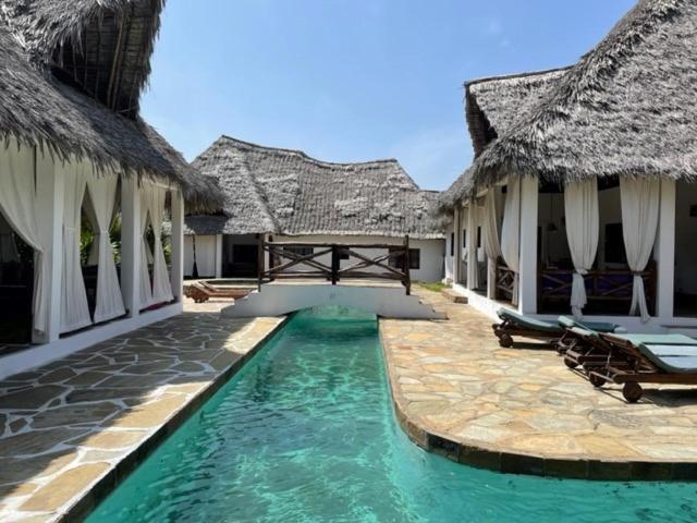 Lion Garden Villa 6
