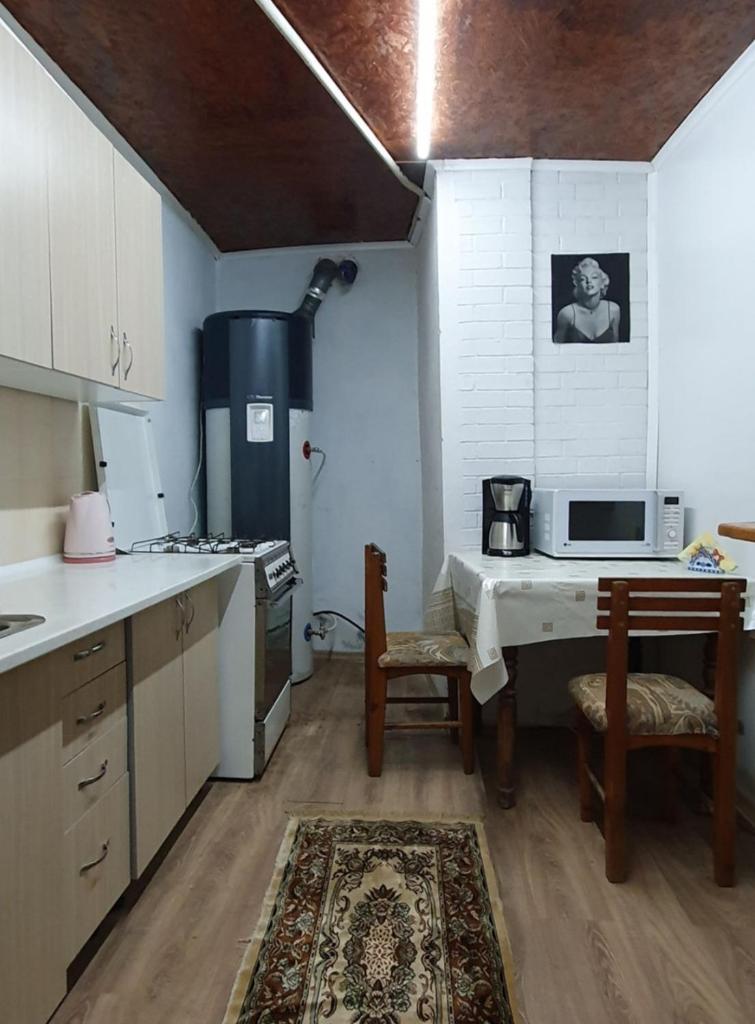 Genius Hostel Center with Grill zone and yard photo 4
