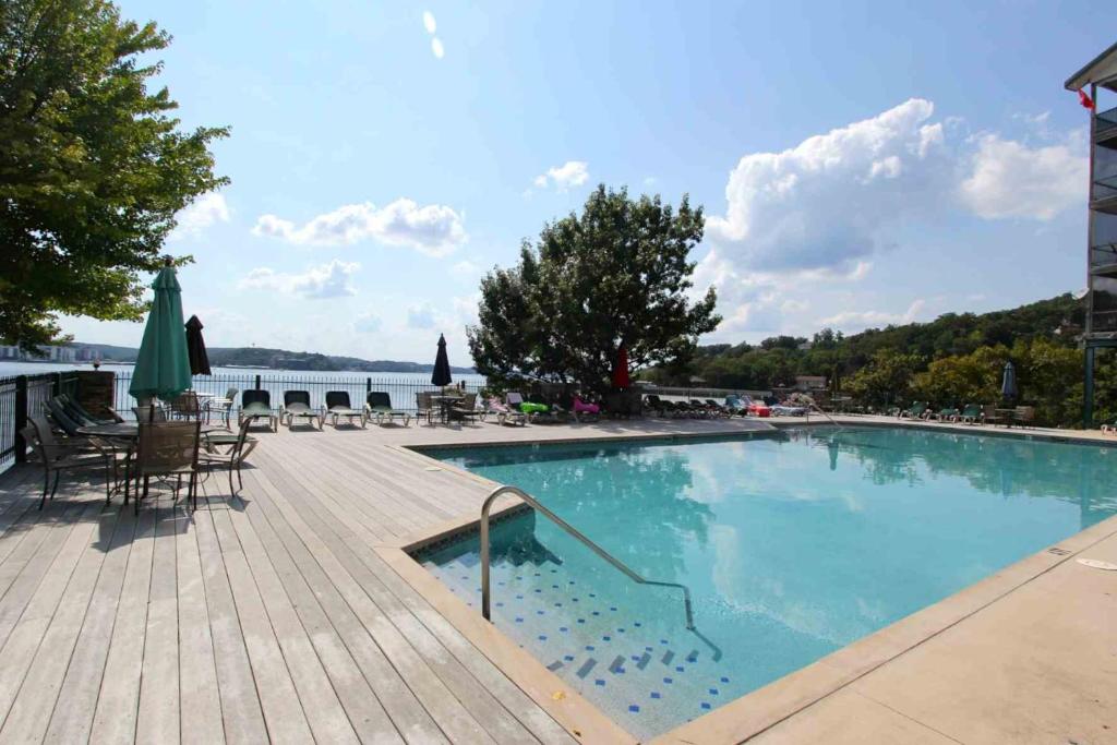 Fantastic View , Pools, Tennis, and Relaxing photo 2