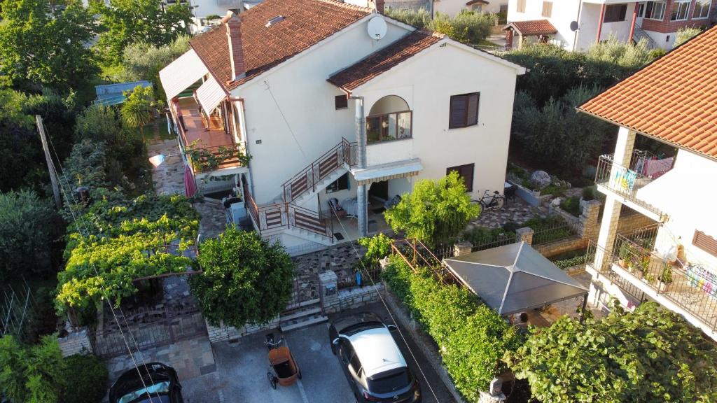 Apartments Reinić photo 1