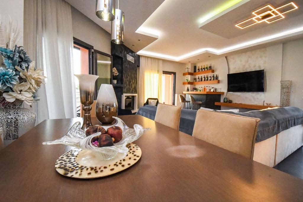 Nektarios & Eftychia Suites photo 2