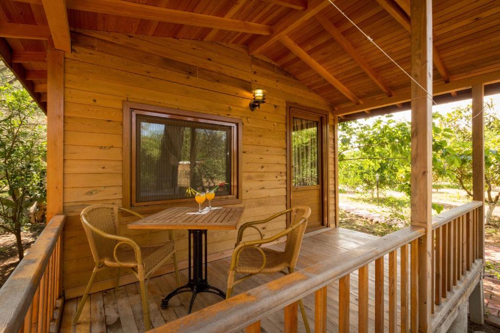 Secret Garden Hotel & Bungalows photo 2