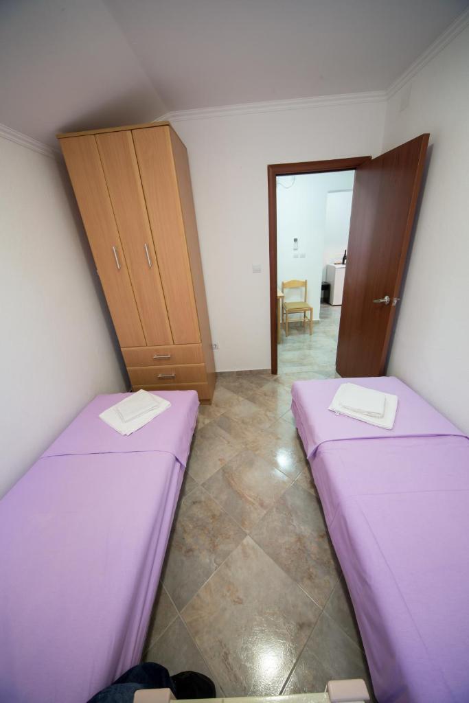 Апартаменты (Апартаменты с 2 спальнями, балконом и видом на сад), Apartments Pavićević